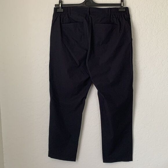 Kirkland Signature Women’s Black Capri Pants Five Pockets Size 8 - Picture 3 of 10